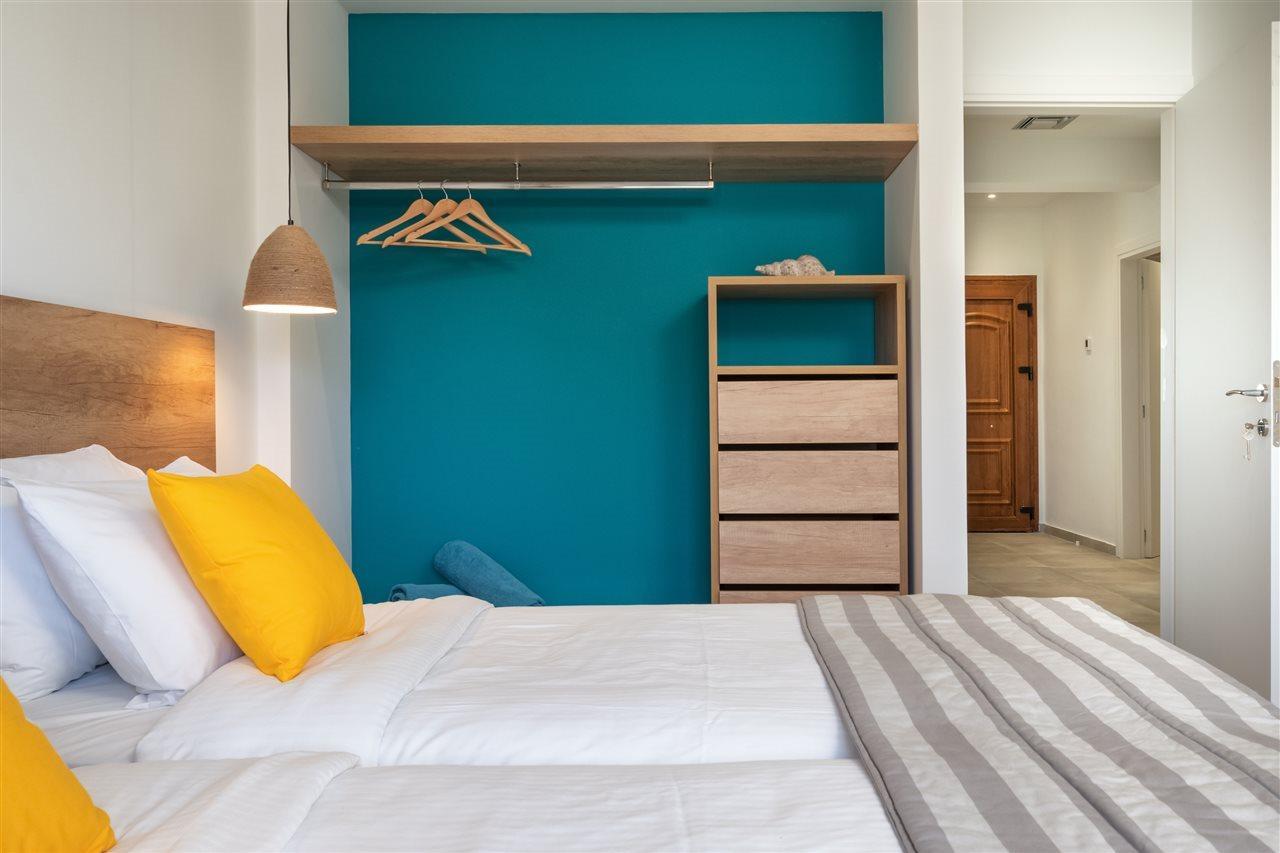 Karavos Apartments Ахарави Екстериор снимка
